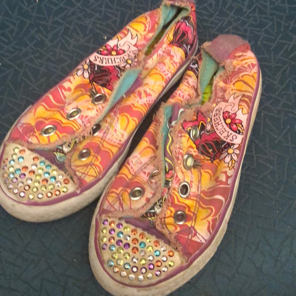 Graffiti Skechers Size 12.5